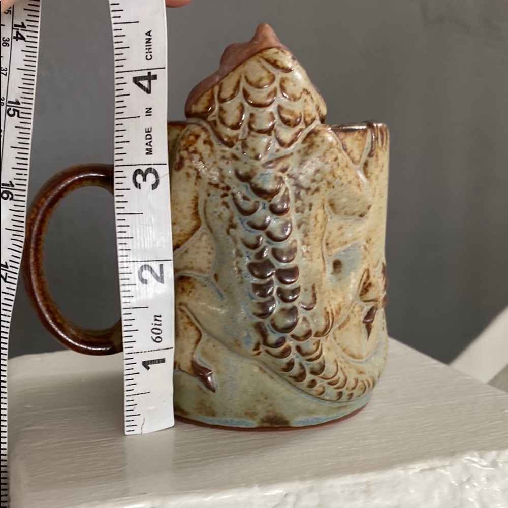 Vintage Stoneware Japan Sea Creature Lizard 3D Mug Coffee Cup - Picture 8 of 9